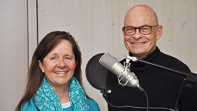 Ralf van Heek und Petra Schulze Lohmann bei der Podcastaufnahme